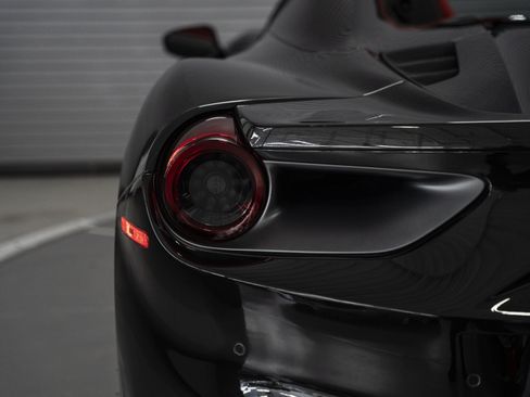 Used 2016 Ferrari 488 Spider RWD image 17