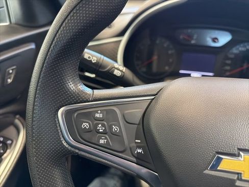 Used 2024 Chevrolet Malibu LT image 28