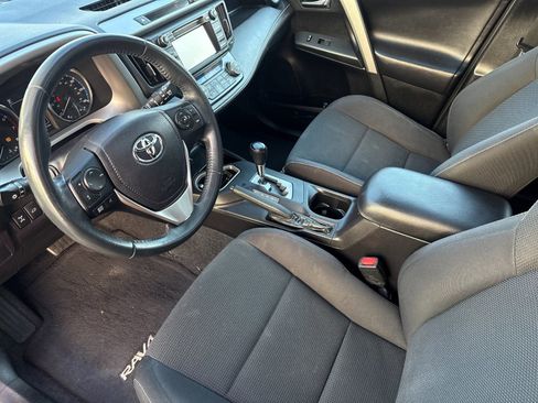 Used 2016 Toyota RAV4 XLE image 9