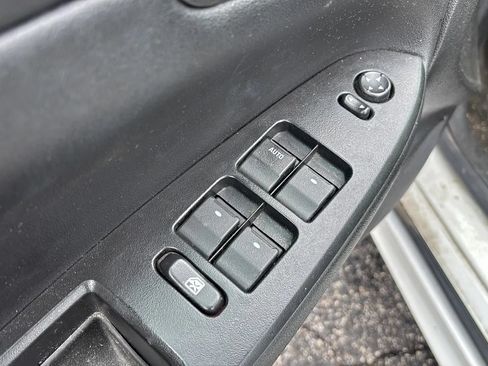 Used 2012 Chevrolet Impala LT FWD image 10