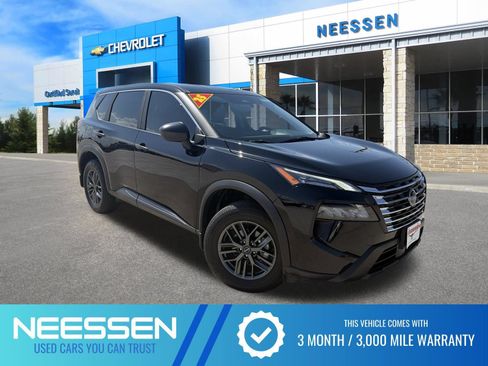 Used 2025 Nissan Rogue S FWD image 1