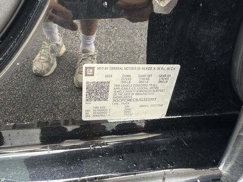 Used 2018 Chevrolet Silverado 1500 LT w/ Texas Edition image 25