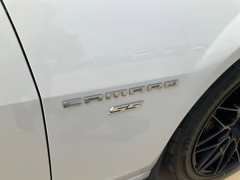 Used 2015 Chevrolet Camaro SS w/ Rear Vision Package RWD image 29