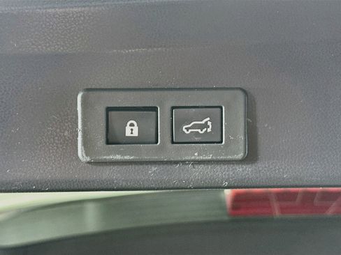 Used 2023 Subaru Ascent Onyx Edition Limited AWD/4WD image 32