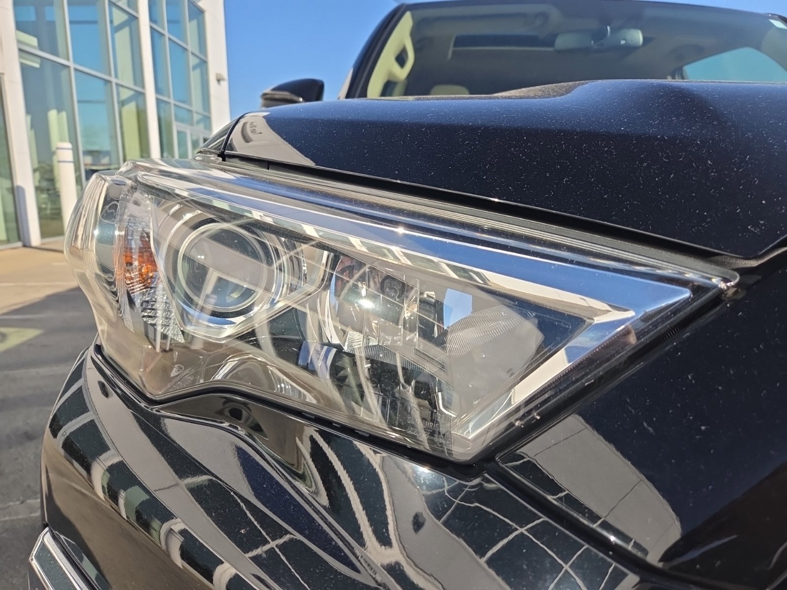 Used 2018 Toyota 4Runner Limited AWD/4WD image 14