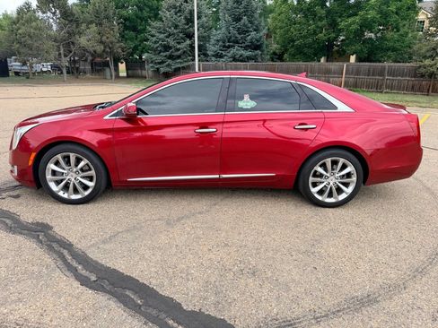 Used 2013 Cadillac XTS Premium AWD/4WD image 2