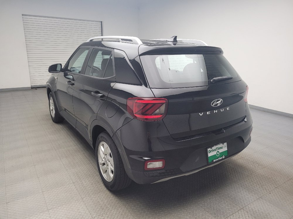 Used 2020 Hyundai Venue SEL FWD image 5