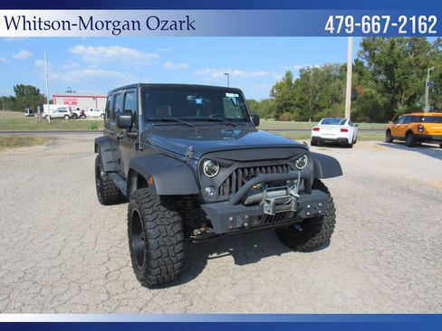 Used 2017 Jeep Wrangler Unlimited Sport w/ Quick Order Package 24S AWD/4WD image 22