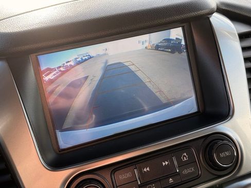 Used 2019 Chevrolet Suburban LT AWD/4WD image 26