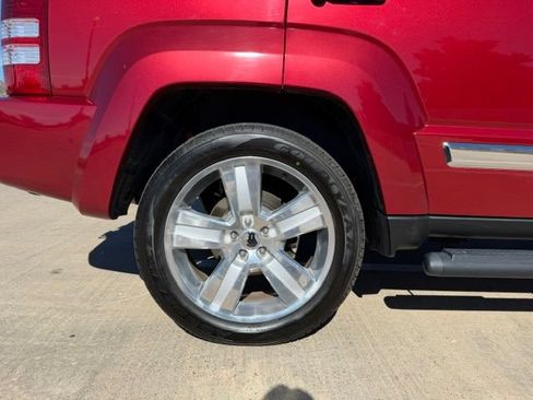 Used 2012 Jeep Liberty Limited Jet w/ Trailer Tow Class III Group AWD/4WD image 9