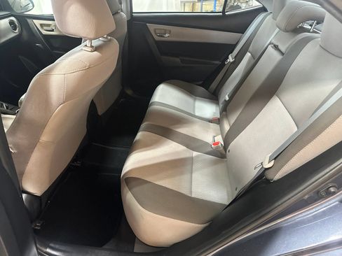 Used 2017 Toyota Corolla LE FWD image 14