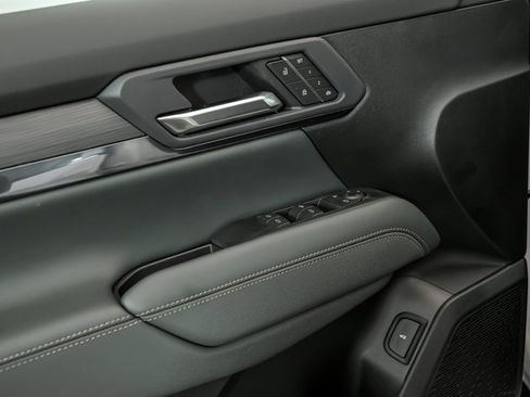 New 2026 GMC Terrain AT4 w/ Convenience Package III image 5