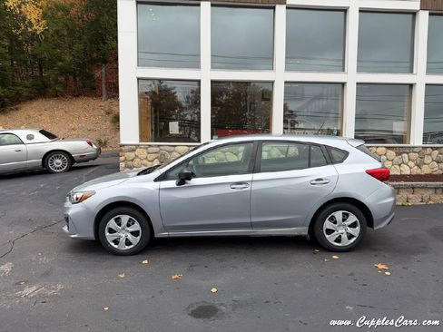 Used 2018 Subaru Impreza 2.0i image 11