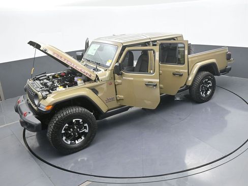 New 2026 Jeep Gladiator Rubicon w/ Steel Power Dome Hood Package AWD/4WD image 60