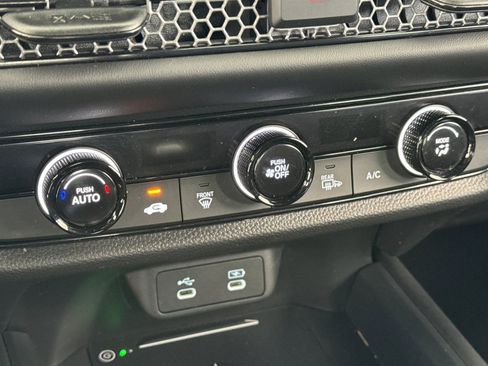 Certified 2026 Honda HR-V Sport image 18