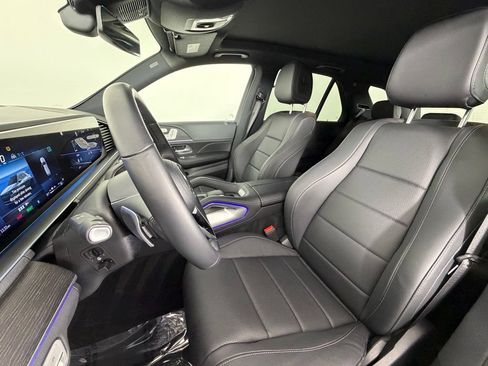Used 2026 Mercedes-Benz GLE 450e 4MATIC image 5