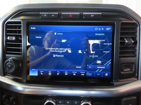 Used 2021 Ford F150 Lariat image 37