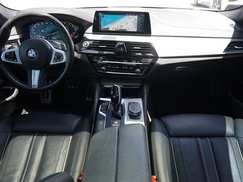 Used 2020 BMW M550i xDrive AWD/4WD image 2
