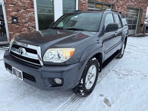 Used 2008 Toyota 4Runner SR5 image 1