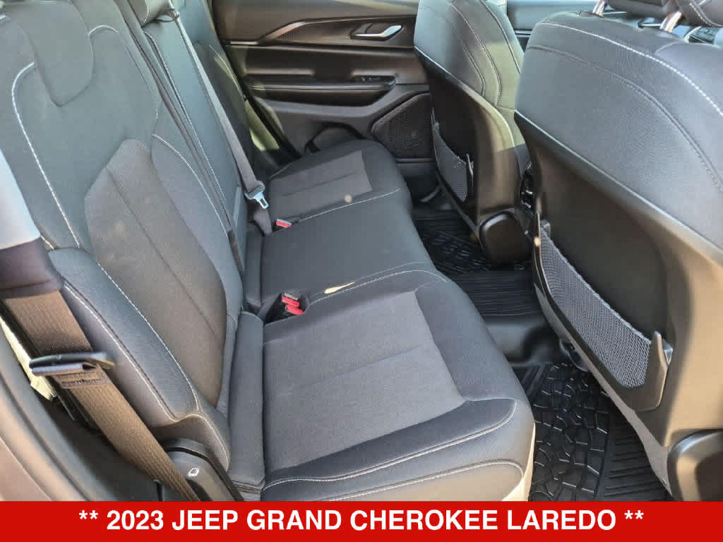 Used 2023 Jeep Grand Cherokee Laredo RWD image 20