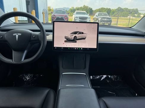 Used 2023 Tesla Model 3 Standard Range RWD image 15