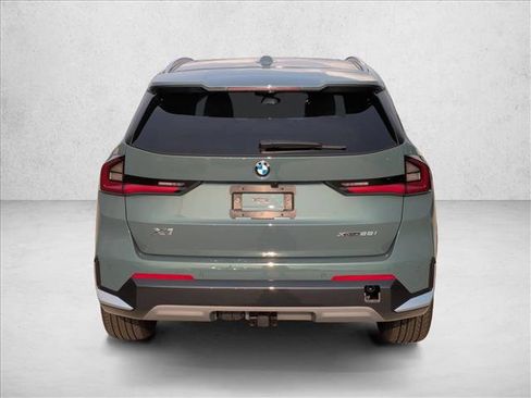 New 2027 BMW X1 xDrive28i AWD/4WD image 8