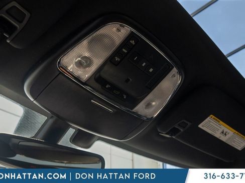 Used 2019 Jeep Grand Cherokee Limited AWD/4WD image 15