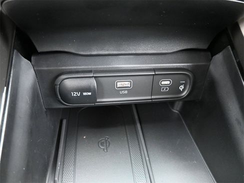 New 2025 Kia Telluride S image 29