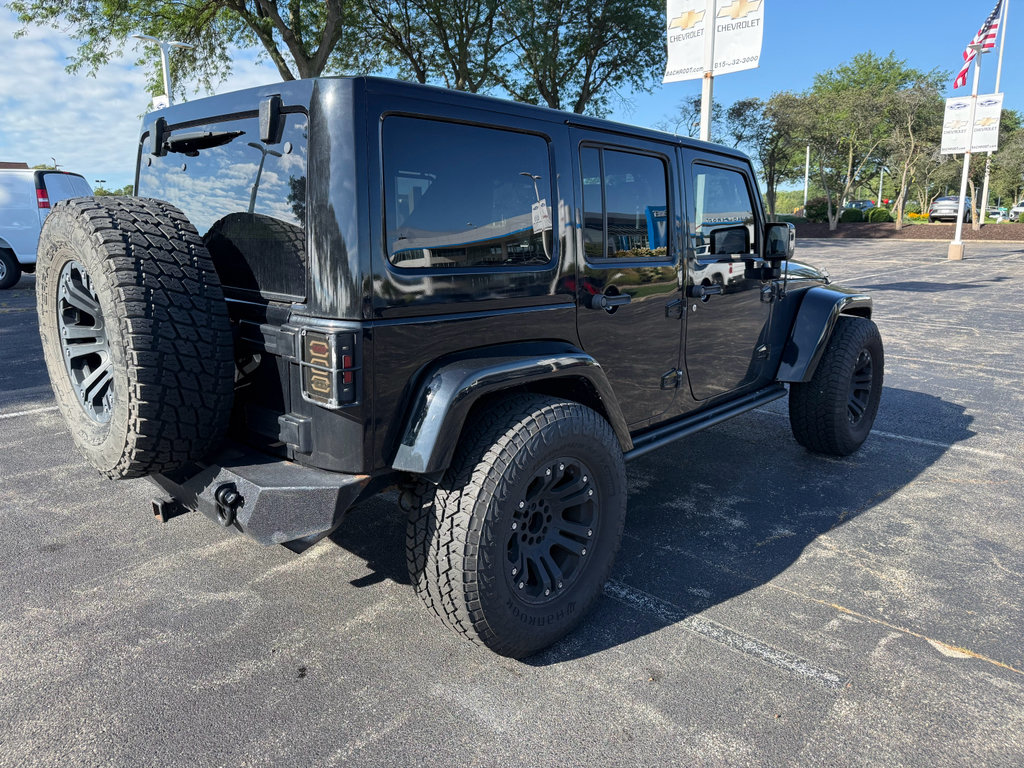 Used 2015 Jeep Wrangler Unlimited Sahara AWD/4WD image 5