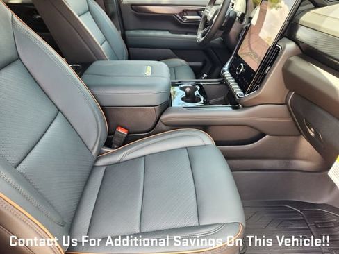 New 2026 GMC Yukon AT4 AWD/4WD image 10