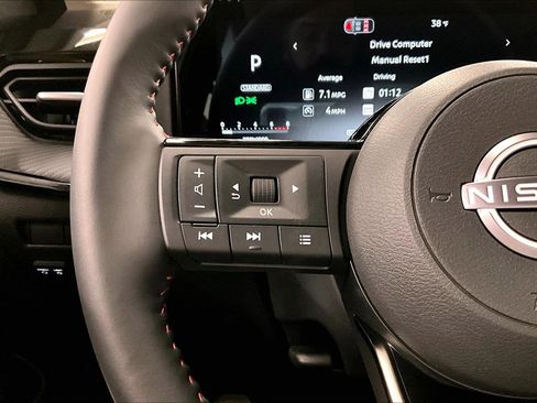 New 2026 Nissan Kicks SR w/ SR Premium Package FWD image 21