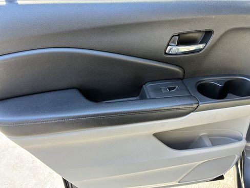 Used 2018 Honda Pilot EX image 15