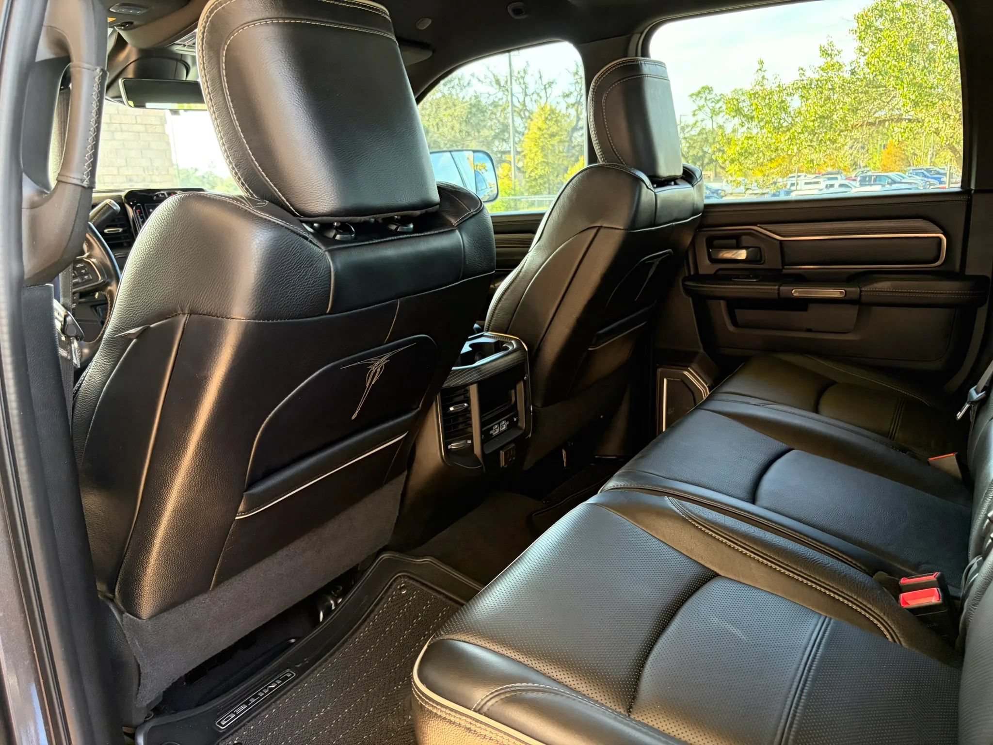 Used 2021 RAM 2500 Limited AWD/4WD image 18