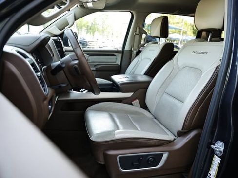 Used 2020 RAM 1500 Laramie AWD/4WD image 23