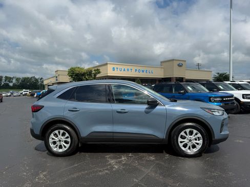 Used 2024 Ford Escape Active AWD/4WD image 19
