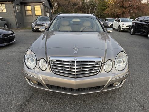 Used 2008 Mercedes-Benz E 350 4MATIC Wagon image 2