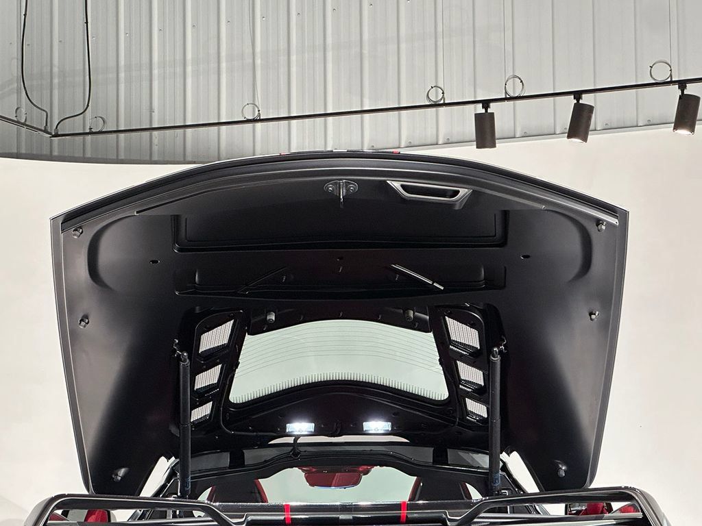Used 2024 Chevrolet Corvette Stingray Premium Cpe w/ Z51 Performance Package RWD image 35
