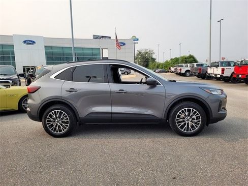 New 2025 Ford Escape Base image 43