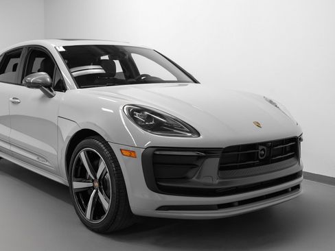 New 2026 Porsche Macan Turbo image 9
