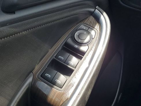 Used 2019 Chevrolet Malibu Premier w/ Sun and Wheel Package FWD image 16