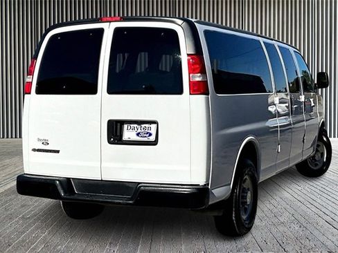 Used 2020 Chevrolet Express 3500 LS image 2