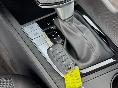 Certified 2026 Hyundai Elantra SE FWD image 23
