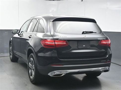 Used 2018 Mercedes-Benz GLC 300 image 7