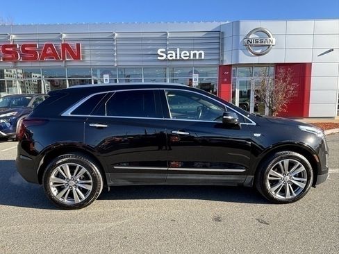 Used 2024 Cadillac XT5 Premium Luxury w/ LPO, Floor Liner Package image 2