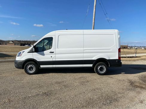 New 2025 Ford Transit 250 148 Medium Roof image 10