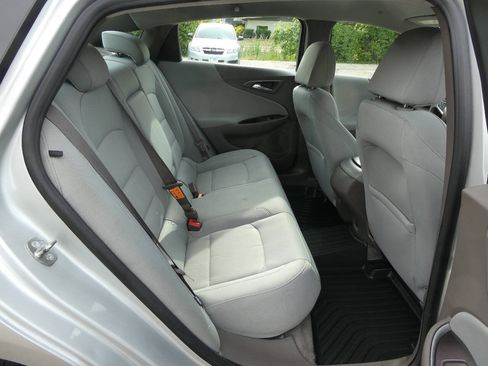 Used 2017 Chevrolet Malibu LS FWD image 25