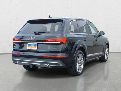 Used 2023 Audi Q7 3.0T Premium Plus w/ Premium Plus Package AWD/4WD image 5