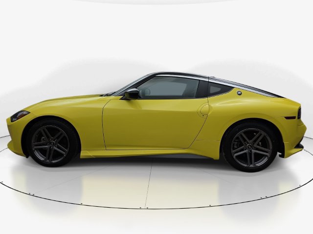 Used 2024 Nissan Z Sport w/ Floor Mat Package RWD image 9