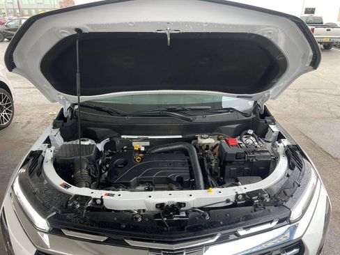 Used 2025 Chevrolet Equinox LT image 31