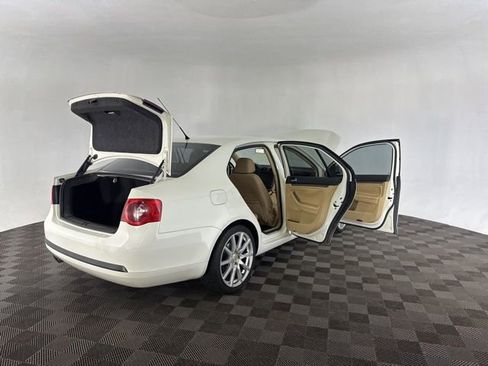 Used 2007 Volkswagen Jetta Wolfsburg Edition image 18